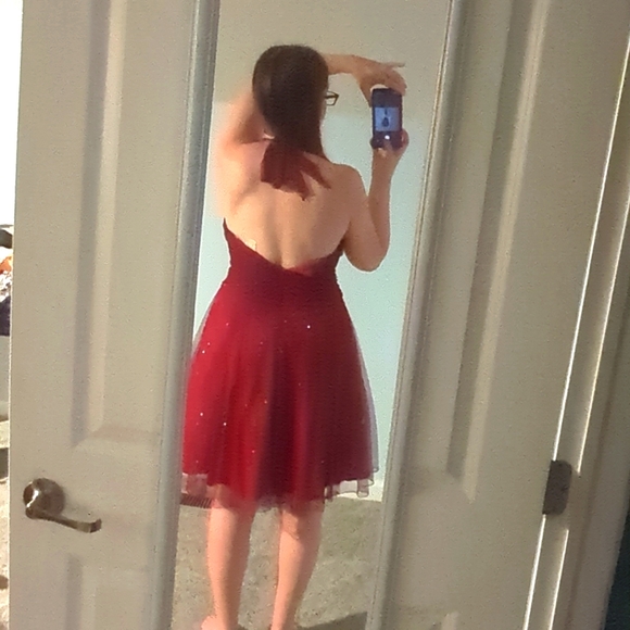 Sparkly Red City Triangles Halter dress size 9/10 - Picture 4 of 6